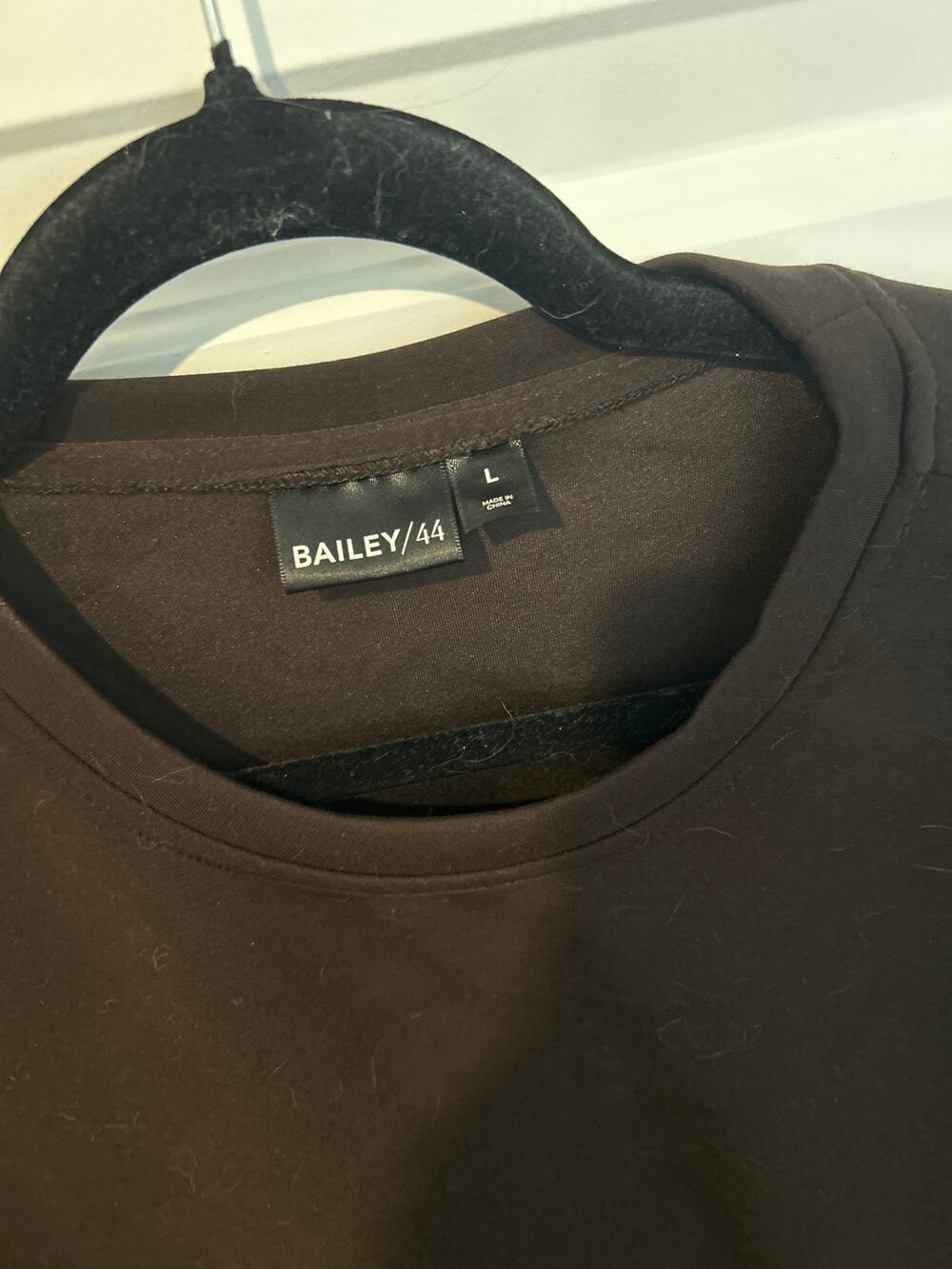 Bailey 44 cinched Waistband brown sweatshirt size Large